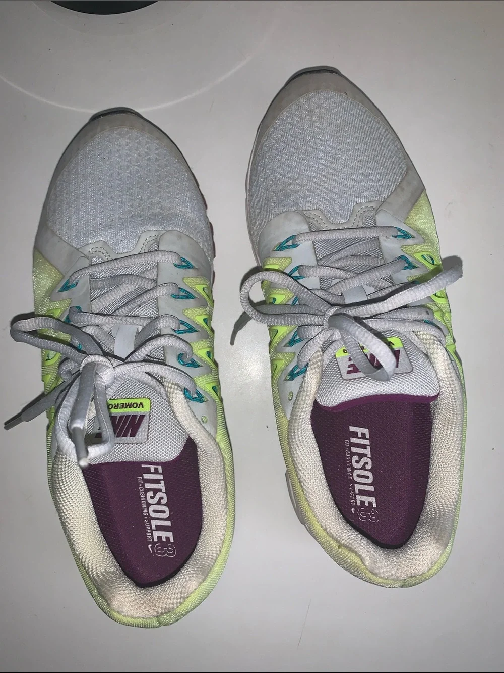 Nike lightweight women’s
